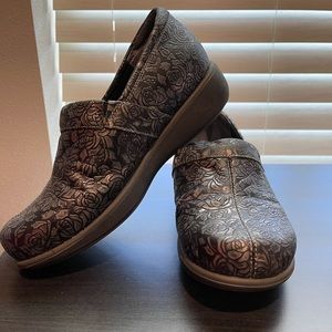 Grey’s Anatomy Softwalk Meredith Shoe